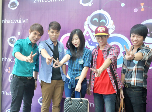 Thu Minh mừng sinh nhật cùng 14 "đứa con" - 4