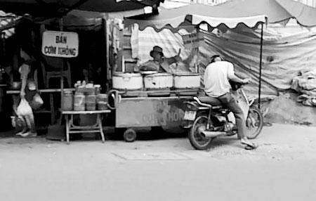 “Phố cơm không” giữa Sài thành - 3