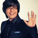  - Bae Yong Joon lịch lãm tái xuất