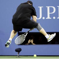 Thể thao - Video: Đến Federer cũng "bó tay"