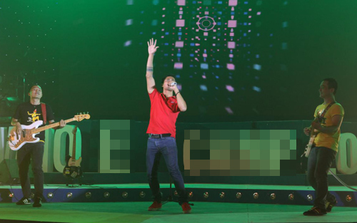 Thu Minh so vẻ gợi cảm bên Hà Anh - 17