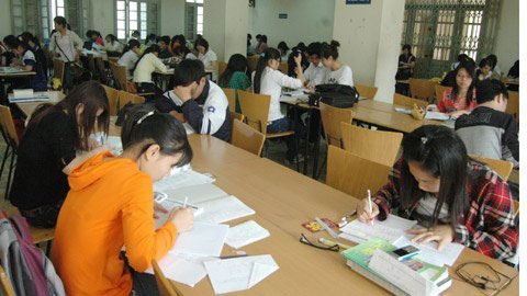 Thư viện lạc hậu, SV “ếch ngồi đáy giếng” - 2
