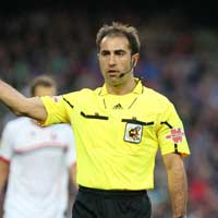 Bóng đá - Lộ trọng tài bắt “Siêu kinh điển”