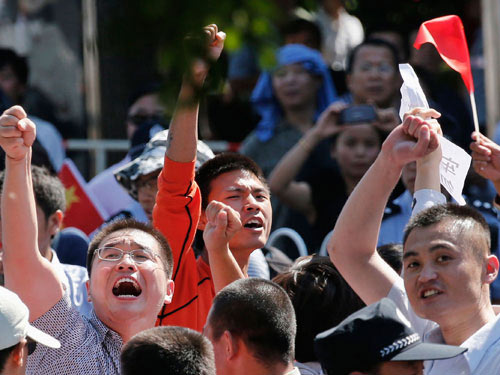 Trung Quốc sợ dân biểu tình quá đà - 1