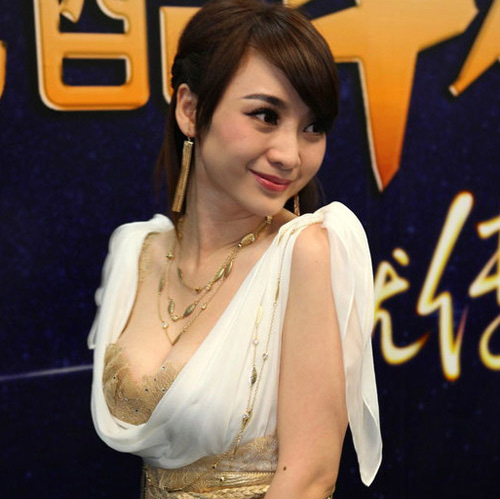 Gặp gỡ 9 vòng 1 được săn đón nhất Cbiz - 8