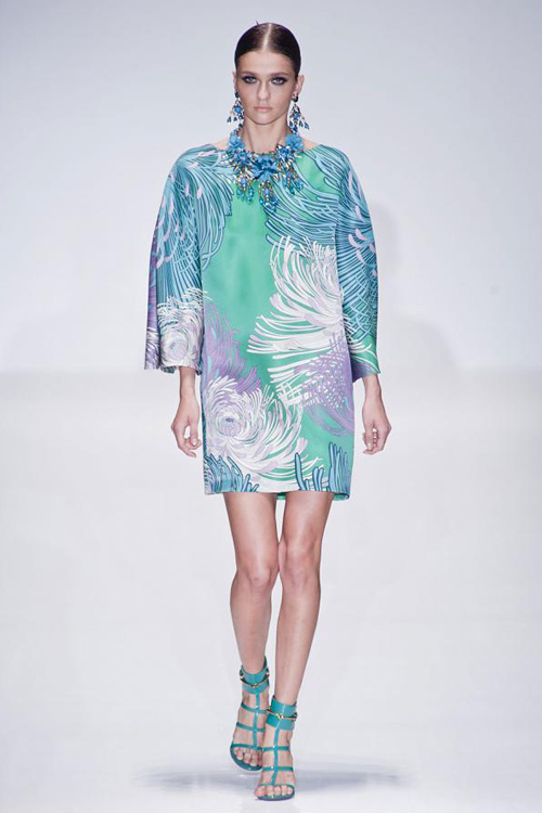 Milan FW: Gucci loay hoay tìm "thuốc nổ" - 5