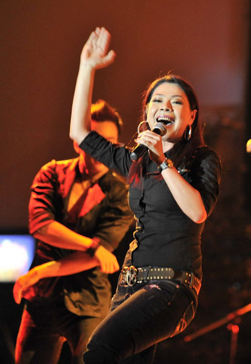 Mr. Đàm, Hà Hồ hát không cát xê - 11