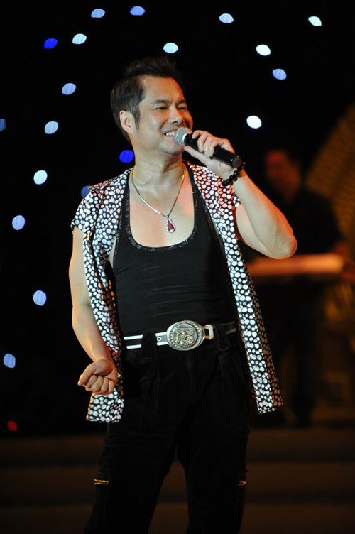 Mr. Đàm, Hà Hồ hát không cát xê - 13