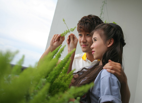 Khởi My nhí nhảnh bên bà bầu Thúy Vinh - 5