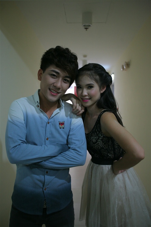 Khởi My nhí nhảnh bên bà bầu Thúy Vinh - 6