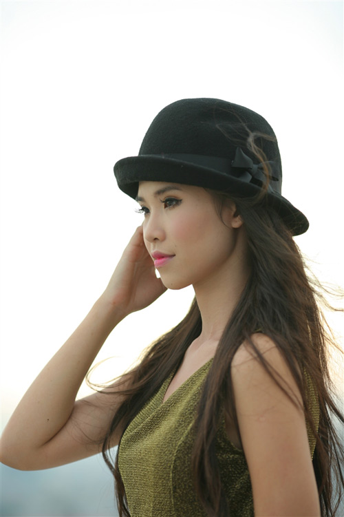 Khởi My nhí nhảnh bên bà bầu Thúy Vinh - 10