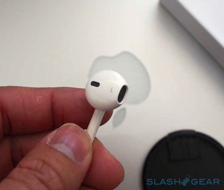 Tai nghe của iPhone 5 có thiết kế dạng tròn