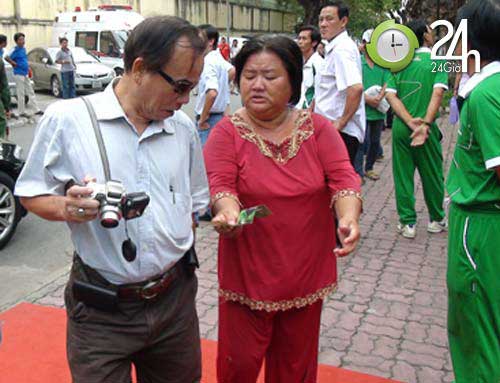 Azarenka hoảng sợ, hủy giao lưu với NHM - 3