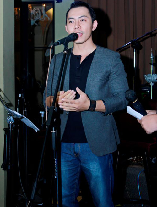 Mẹ Võ Trọng Phúc đóng MV cho con trai - 3