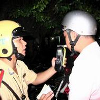 Tin tức trong ngày - Uống rượu bia lái xe: Phạt 15 triệu đồng