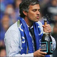 Bóng đá - Mourinho: Thân ở Real, nhưng hồn ở NHA