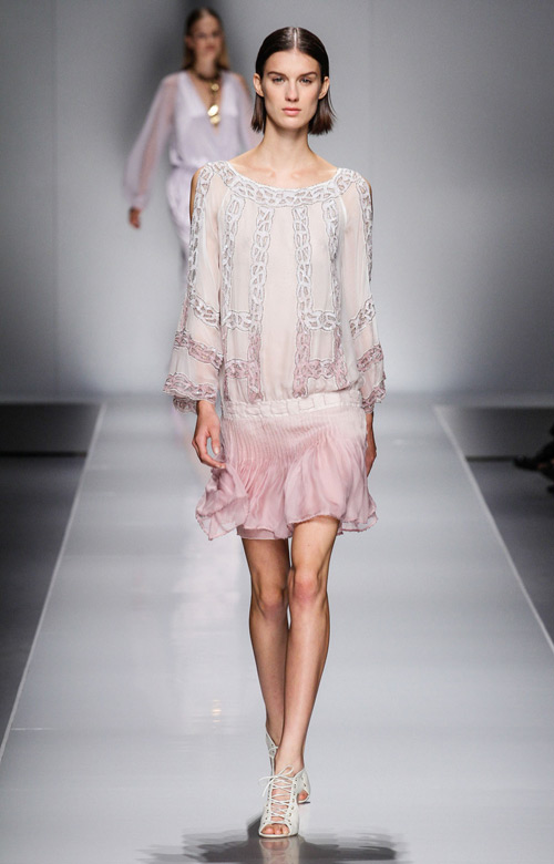 Ngất ngây với thiên thần gợi cảm ở Milan - 2