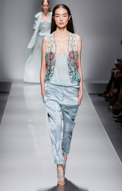 Ngất ngây với thiên thần gợi cảm ở Milan - 10