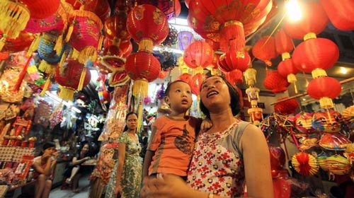 Lồng đèn nhựa Trung Quốc có chất gây ung thư - 2