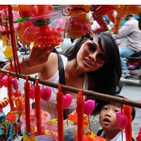 Sức khỏe đời sống - Lồng đèn nhựa Trung Quốc có chất gây ung thư