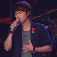 Sao ngoại-sao nội - Đỗ Xuân Sơn mạo hiểm hát tiếng Anh