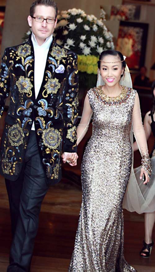 Những cặp đôi "cọc cạch" của Vbiz - 2