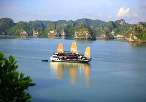 Đến Hạ Long ngắm kỳ quan thế giới - 2