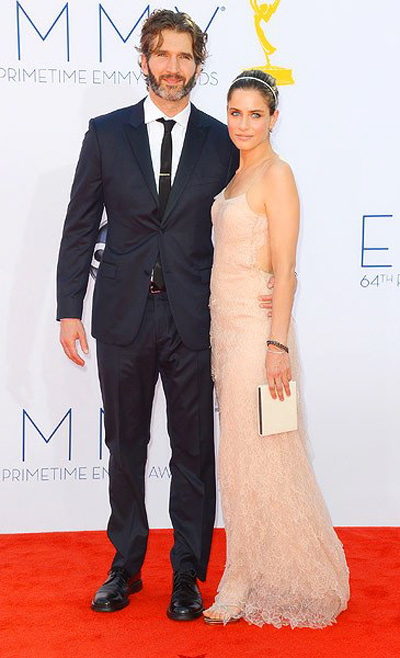 Mỹ nhân khoe thân hình rực lửa tại Emmy - 7