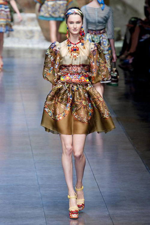 Dolce & Gabbana lại ghi thêm "kỳ tích" - 4