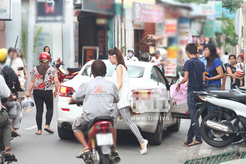 Minh Hằng sắm mui trần Lexus IS 250C - 3