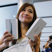iPhone 5 bán 5 triệu chiếc trong 3 ngày