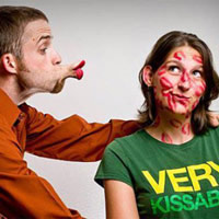 Adam thuộc dân tộc nào? - 3