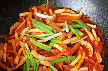 Mì mực Hàn Quốc cay nóng dễ nghiền - 7