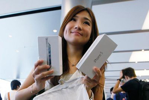 iPhone 5 bán 5 triệu chiếc trong 3 ngày - 1