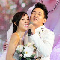 Bạn trẻ - Cuộc sống - Cô dâu 19 tuổi rạng ngời trong ngày cưới