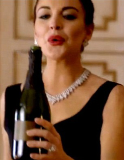 Penelope Cruz gặp sự cố trên phim trường - 5