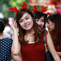 Bạn trẻ - Cuộc sống - Thiếu nữ Hà thành đi chơi trung thu