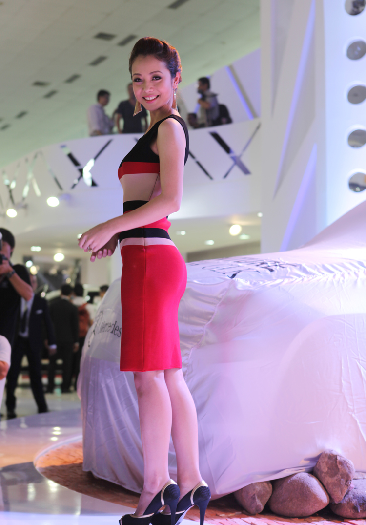 Jennifer Phạm rất tích cực tham gia các sự kiện của Mercedes-Benz VN cũng như các hoạt động từ thiện của hãng xe đến từ Đức