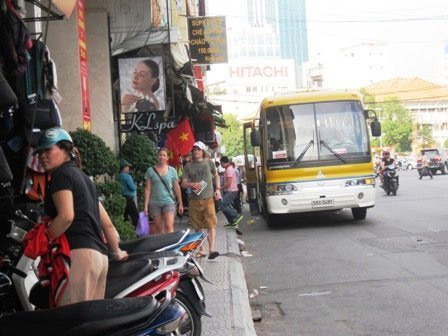 "Bắt bệnh" nạn cướp giật tại Sài Gòn - 2