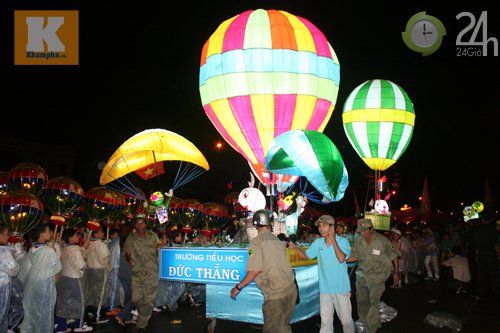 Lễ hội đèn Trung thu lớn nhất VN - 12