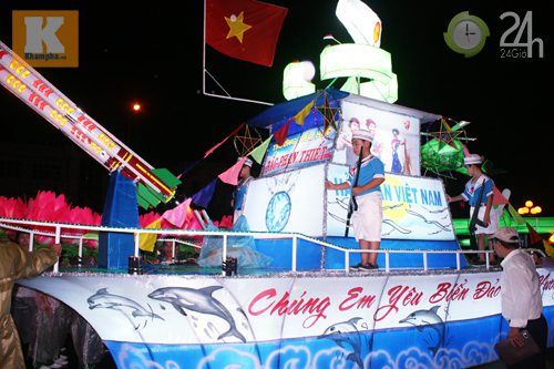 Lễ hội đèn Trung thu lớn nhất VN - 7