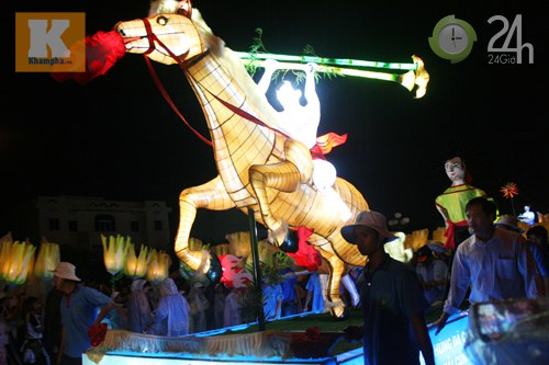 Lễ hội đèn Trung thu lớn nhất VN - 8