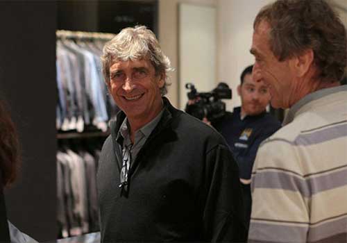 Pellegrini có mặt tại Manchester - 4