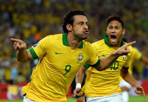 Del Bosque: "Brazil thắng nhờ may mắn" - 1