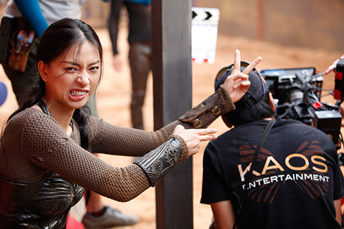 Vân Ngô hài hước tại trường quay - 1