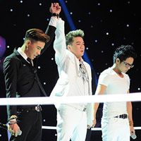 Ca nhạc - MTV - Thí sinh "chạy theo" huấn luyện viên