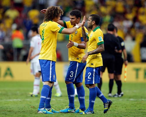 Brazil: Người khổng lồ có đôi chân thép - 1