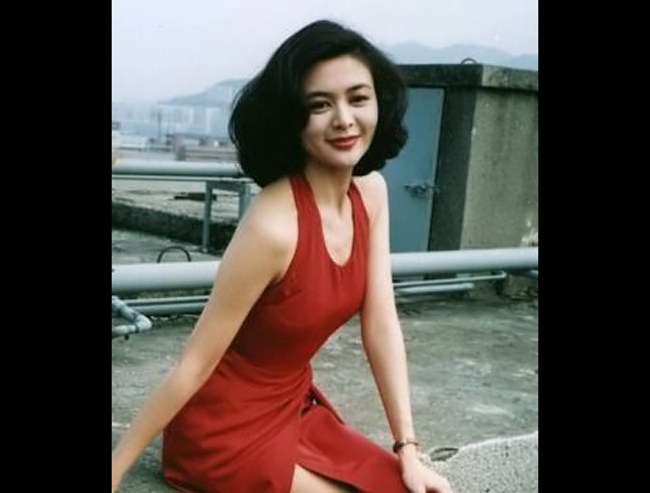 Quan Chi Lâm là diễn viên Hong Kong từng được tạp chí People (Mỹ) xếp vào danh sách 50 người đẹp nhất thế giới (1998).