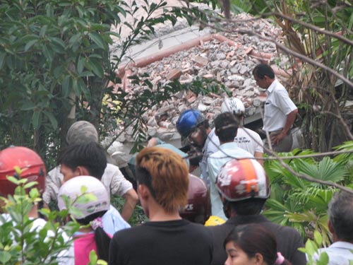 Sập công trình xây dựng, 2 công nhân tử vong - 2