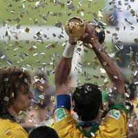 Bóng đá - Vô địch Confed Cup có hại cho Brazil?